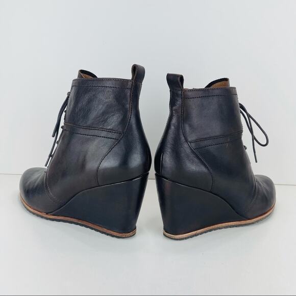 Anthropologie Biala Alyssa Brown Wedge Bootie Size 10 Luxury Leather Lace & Zip - Picture 2 of 16